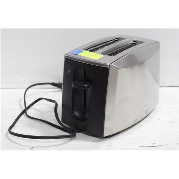 BETTY CROCKER 2-SLICE TOASTER