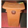 Image 1 : FENWICK WOODSTREAM FISHING COOLER/SEAT MODEL 9055