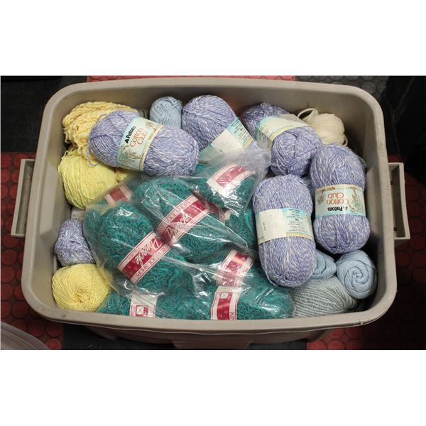 LARGE TOTE OF KNITTING WOOL