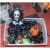 Image 1 : CONTAINER HALLOWEEN DECORATIONS