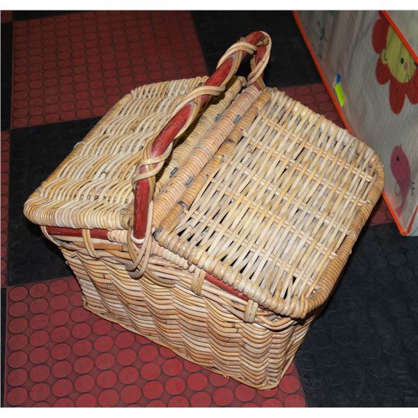 THICK WICKER BASKET WITH VERY OLD RED