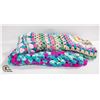 Image 1 : 2 THICK CHUNKY KNIT BLANKETS TOGETHER-ESTATE