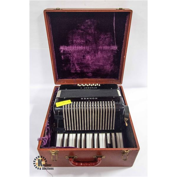 ESTATE HOHNER ACCORDIAN WITH CASE NEEDS