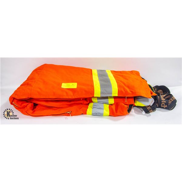 INSULATED COVERALLS LARGE FR WORKWEAR-ESTATE