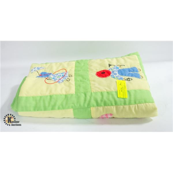 VINTAGE HOLLY HOBBY PATCHWORK QUILT-ESTATE