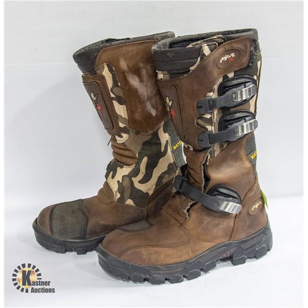 MENS SIZE 10 MXR DIRTBIKE BOOTS-ESTATE