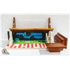 Image 1 : LOT OF 6 SHELVES. 2 FLOATING AND 4 PAINTED