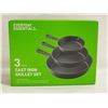 Image 1 : 3 PIECE CAST IRON SKILLET SET - NEW IN BOX