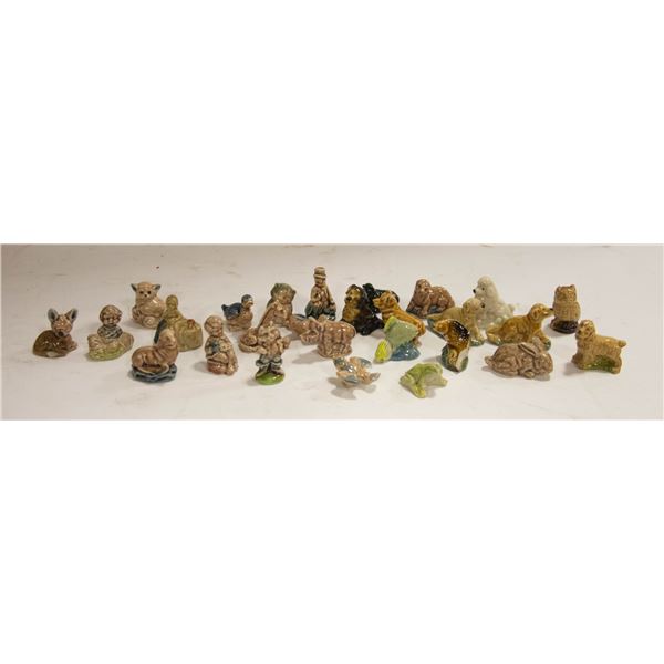 27 WADES RED-ROSE TEA FIGURINES