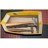 Image 1 : LOT OF 2 HAMMERS & 2 NAIL PULLERS