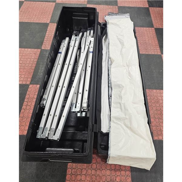 BAILIFF SEIZED: COMMERCIAL STAGE SCREEN W/