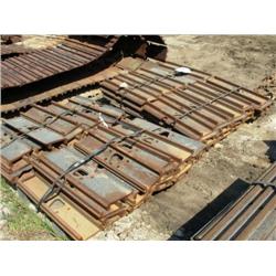 (UNUSED) 28" DOUBLE GROUSERS FOR TK711