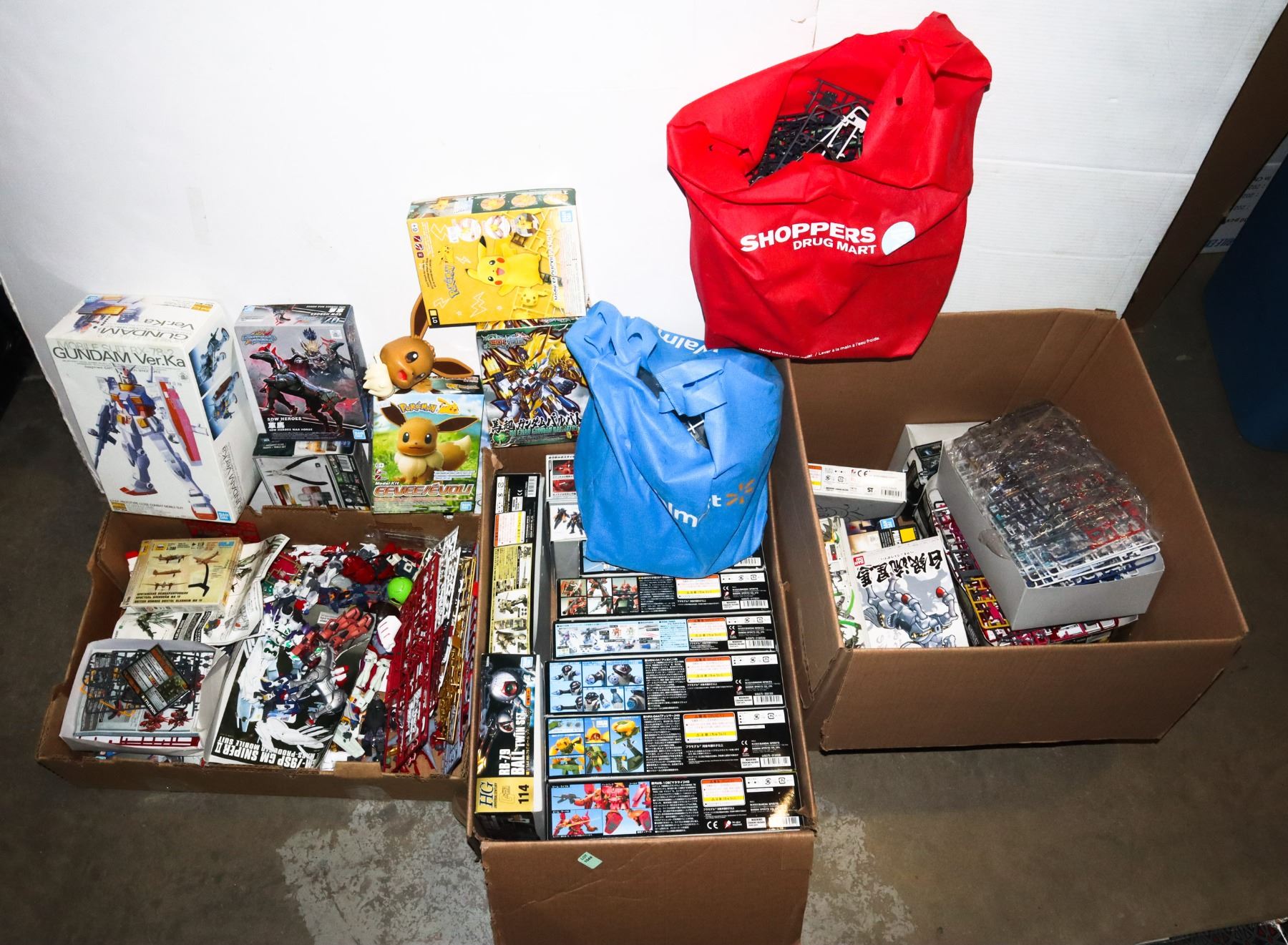 GIANT LOT OF OPEN BOX MODEL KITS BANDAI