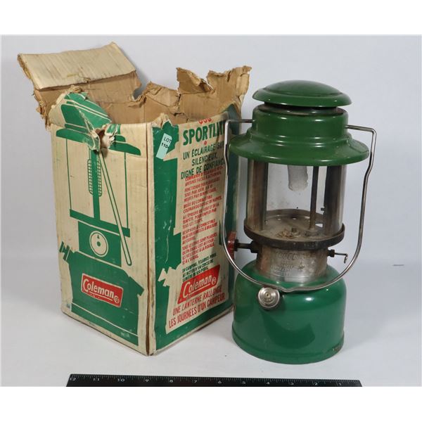 COLEMAN LANTERN MODEL 335 WITH COLEMAN GLOBE,