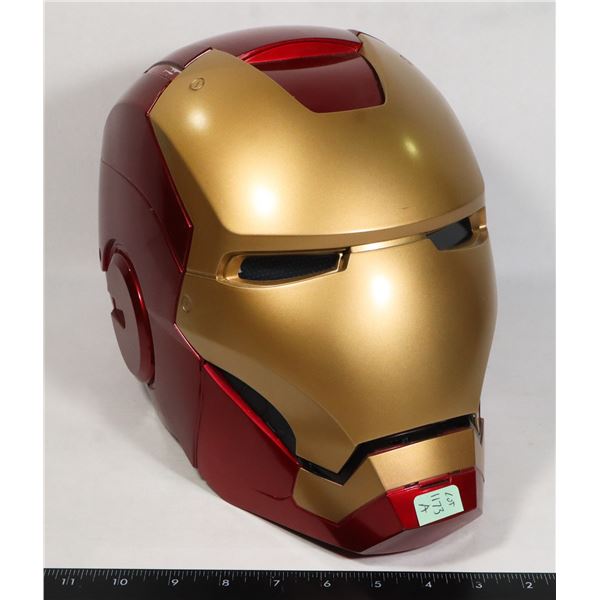 MARVEL LEGENDS IRON MAN ELECTRONIC HELMET