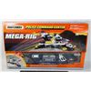 Image 1 : MATCHBOX MEGA-RIG POLICE COMMAND CENTER