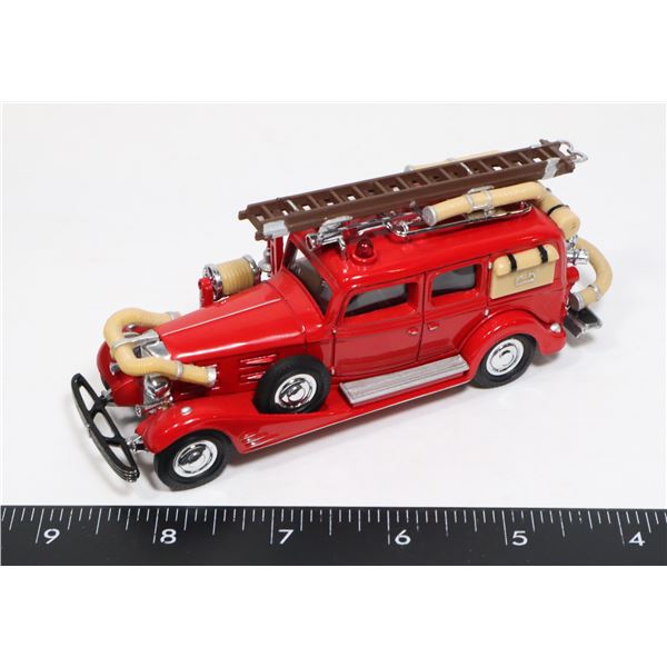 1933 CADILLAC V16 FIRE WAGON MODELS OF YESTERYEAR