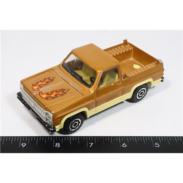 CHEVROLET BLAZER DIE CAST TRUCK