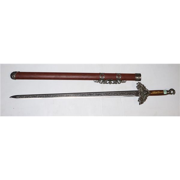 LARGE HIGHLY DETAILED FANTASY SWORD