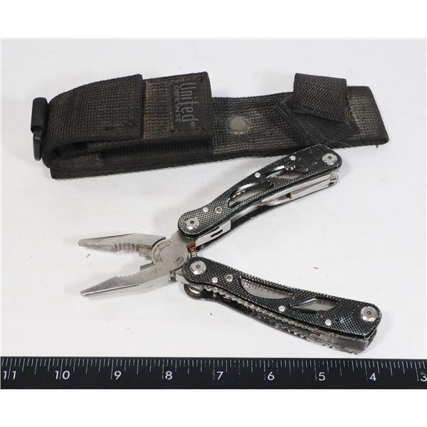 BECKO MULTI TOOL WITH BELT HOLDER
