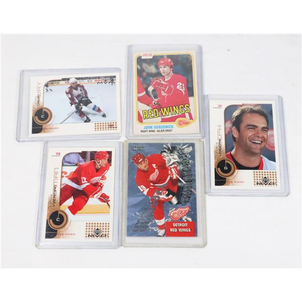 LOT OF NHL HOLO CARDS INCLUDING GRETZKY