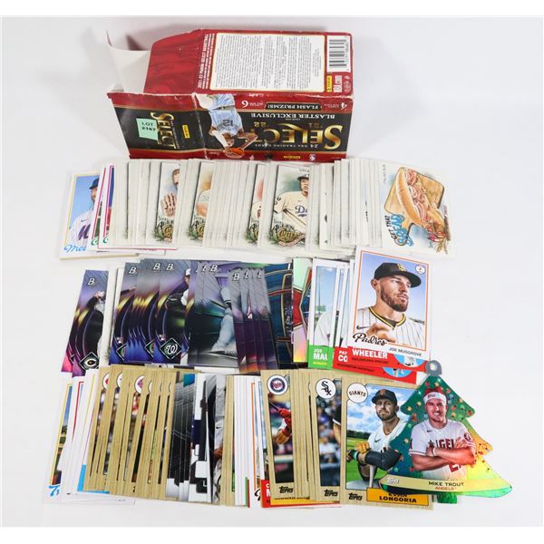 BOX OF ASSORTED BASEBALL CARDS