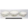 Image 1 : LOT OF 3 VINTAGE ENAMELED METAL NESTING BOWLS