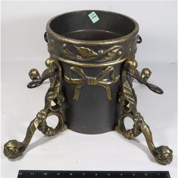 VINTAGE/ANTIQUE BRASS CHRISTMAS TREE STAND