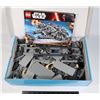 Image 1 : LEGO STAR WARS SET 75105 WITH BOOK