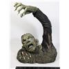 Image 1 : LARGE ZOMBIE HALLOWEEN DECORATION