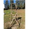 Image 6 : A-FRAME LADDERS AND STEP LADDERS, LOT OF THREE