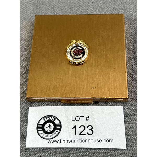 Vintage Mid - Century Chicago Motor Club Honor Member Gold Compact - Elgin American