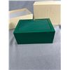 Image 10 : Gold Tone Rolex Oyster Perpetual Date Just Watch In Original Box w/ Gift Bag. Unauthenticated