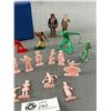 Image 2 : Vintage 1950's & 60's Plastic Toy Figures