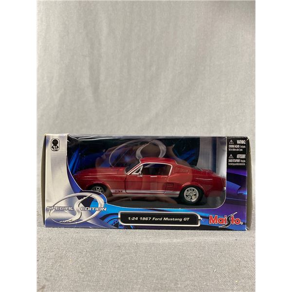 Masito Special Edition 1:24 Scale Die-Cast Metal - 1967 Ford Mustang GT