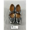 Image 1 : Pair of 1920's -30's Ladies Shoes by Hollywood Shoes