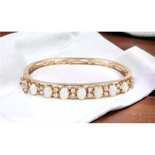 14K YELLOW GOLD OPAL DIAMOND LADIES BRACELET