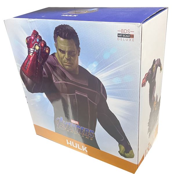 Hulk 1:10 Scale Statue by Iron Studios IN ORIGINAL PACKAGING!