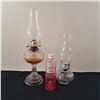 Image 1 : 2 Oil Lamps
