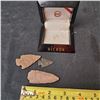 Image 2 : 3 Arrowheads & Vintage Hickok Jewellery Display Box