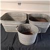 Image 1 : 3 Metal Bins