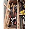 Image 2 : Toolboxes and tools
