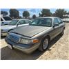 Image 1 : 2000 Ford Crown Victoria