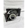 Image 2 : 2 Vintage Folding Cameras
