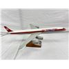Image 2 : Air Canada Model Plane