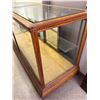 Image 2 : Glass Display Cabinet