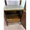 Image 2 : Vintage Side Table with Wash Basin