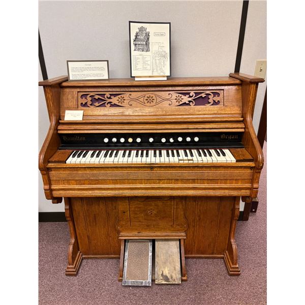 1910 Hamilton Pump Organ