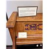 Image 2 : 1910 Hamilton Pump Organ