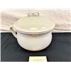 Image 3 : C.1900 Porcelain Chamber Pot